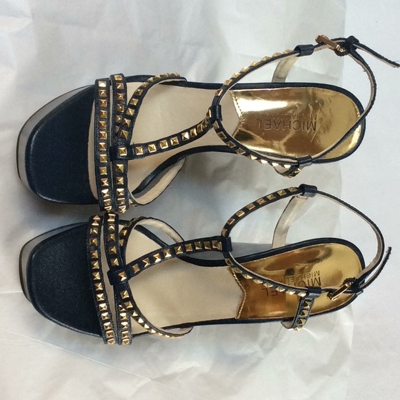 Michael Kors - Alexi studded wedges - sz 8M - Picture 2 of 5